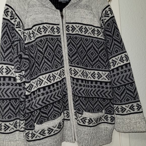 Sweater jacket - Picture 2 of 4